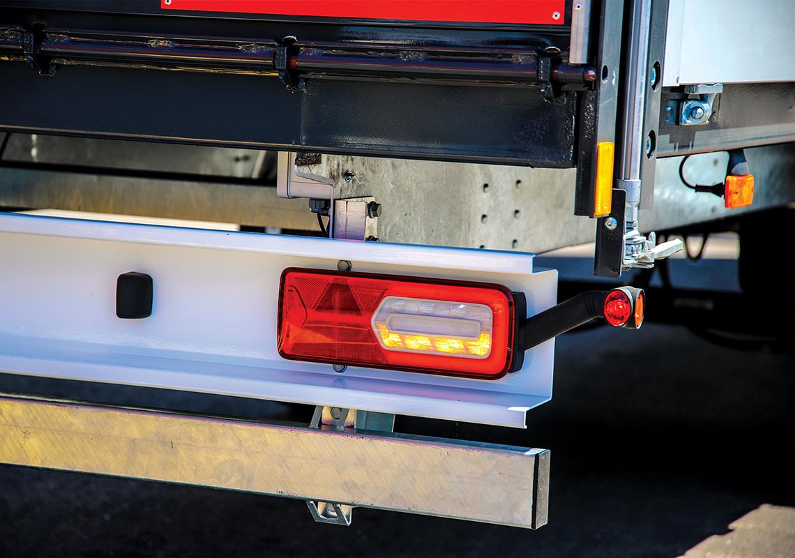 thumbnail image 2 of Truck-Lite LED End Outline Stalk Marker Lamp – Red/White/Amber, Left Hand, SS/61011 2 of 6